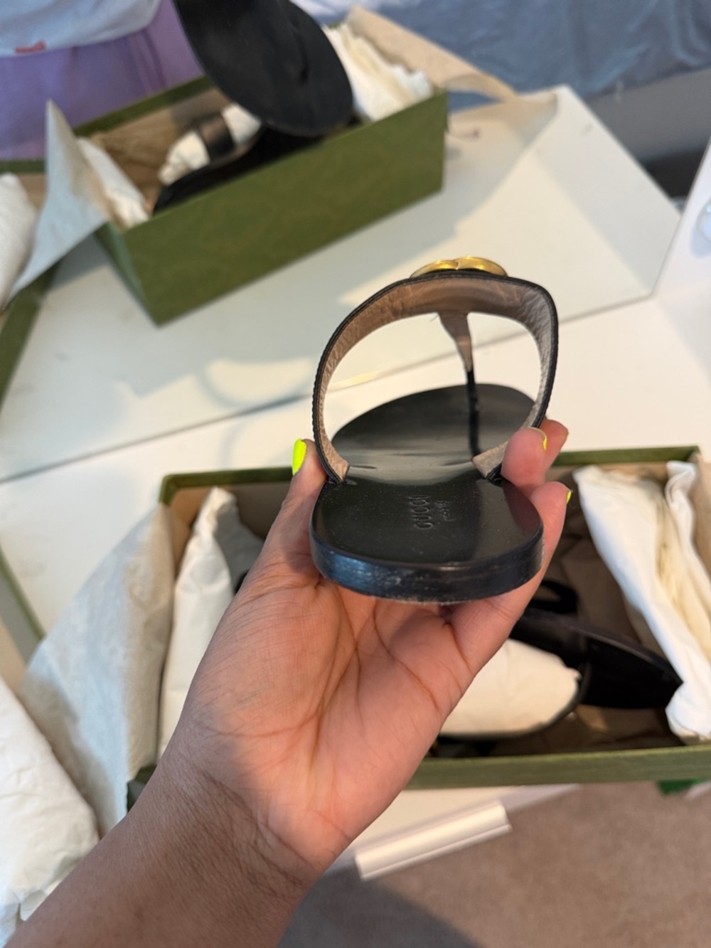 Gucci Black Leather Thong Sandals with Gold Double G - Picture 8 of 10